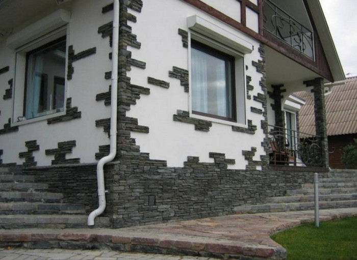 Отделка искусственным камнем