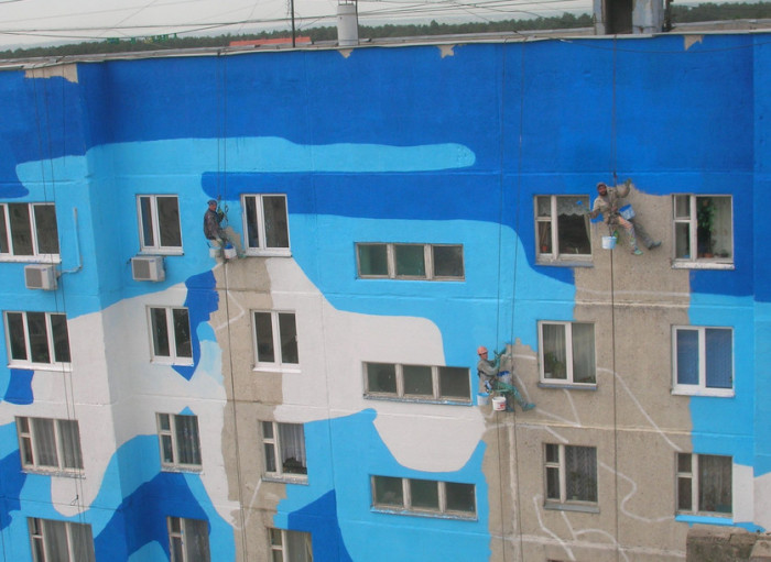 Покраска многоквартирного дома