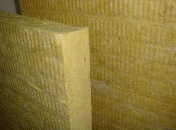 Базальтовые плиты