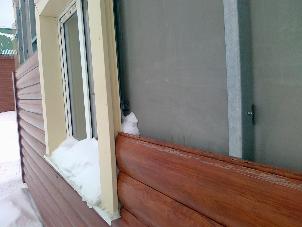 Установка панелей сайдинга