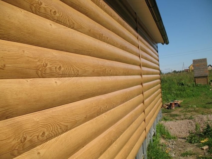 Металлосайдинг под дерево