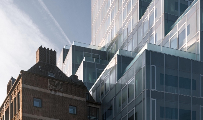 «Гибкое» здание из кубиков